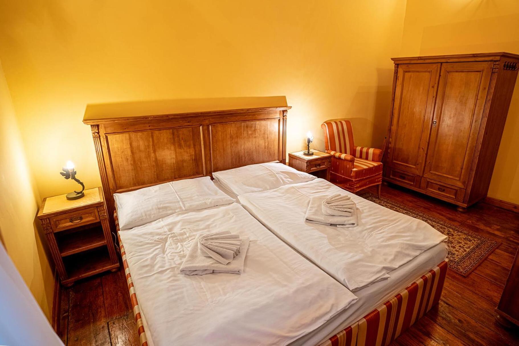 Penzion Cosmopolitan I. Banská Štiavnica Zewnętrze zdjęcie